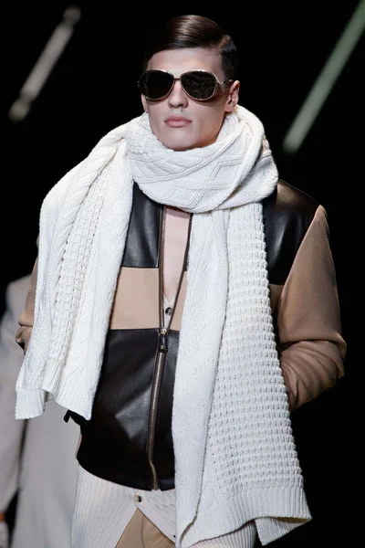 Look 61